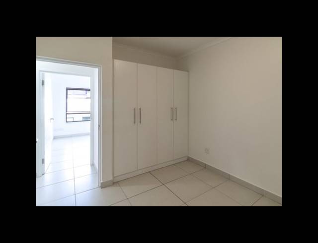 2 BEDROOM APARTMENT FOR SALE IN UMHLANGA RIDGE